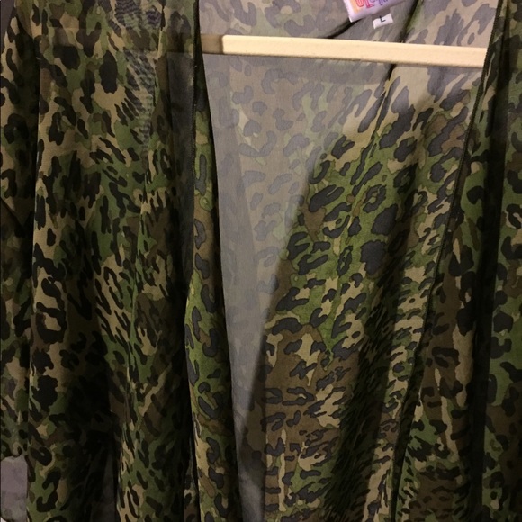 Lularoe Monroe cheetah print - Picture 3 of 6